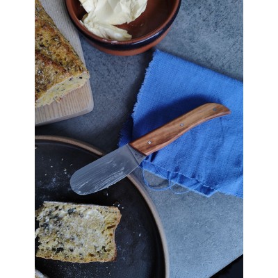 Couteau tartineur en olivier, fabriqué à la main, artisanalement, dans mon atelier à Strasbourg