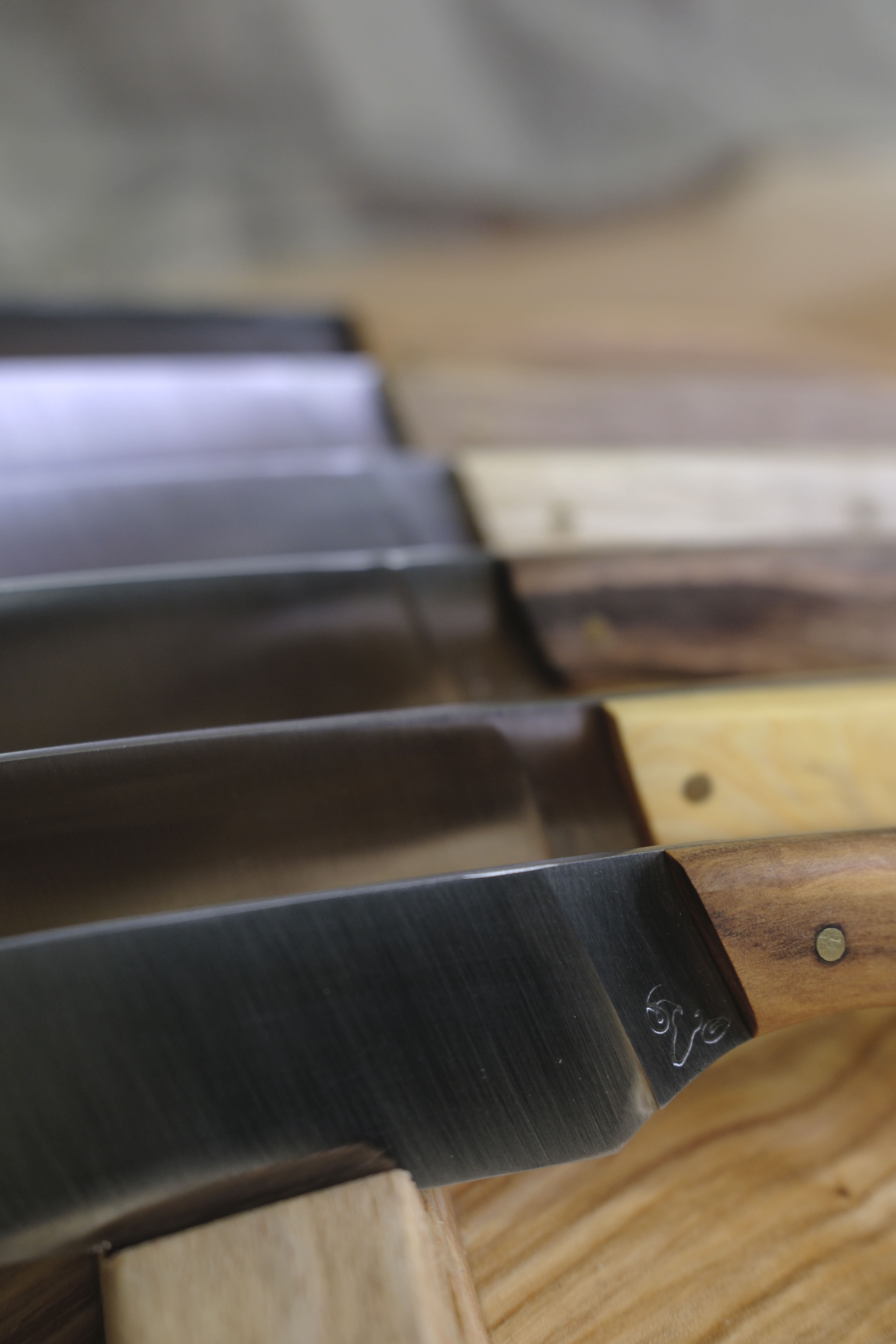 Entretien affûtage lames de couteaux artisanaux